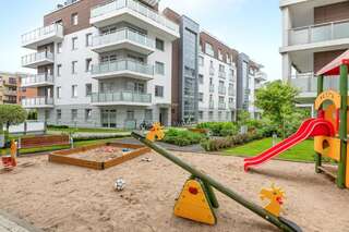 Апартаменты Dom & House Apartments - Marina Residence Гданьск Comfort One-Bedroom Apartment with Garden (4 Adults)-2